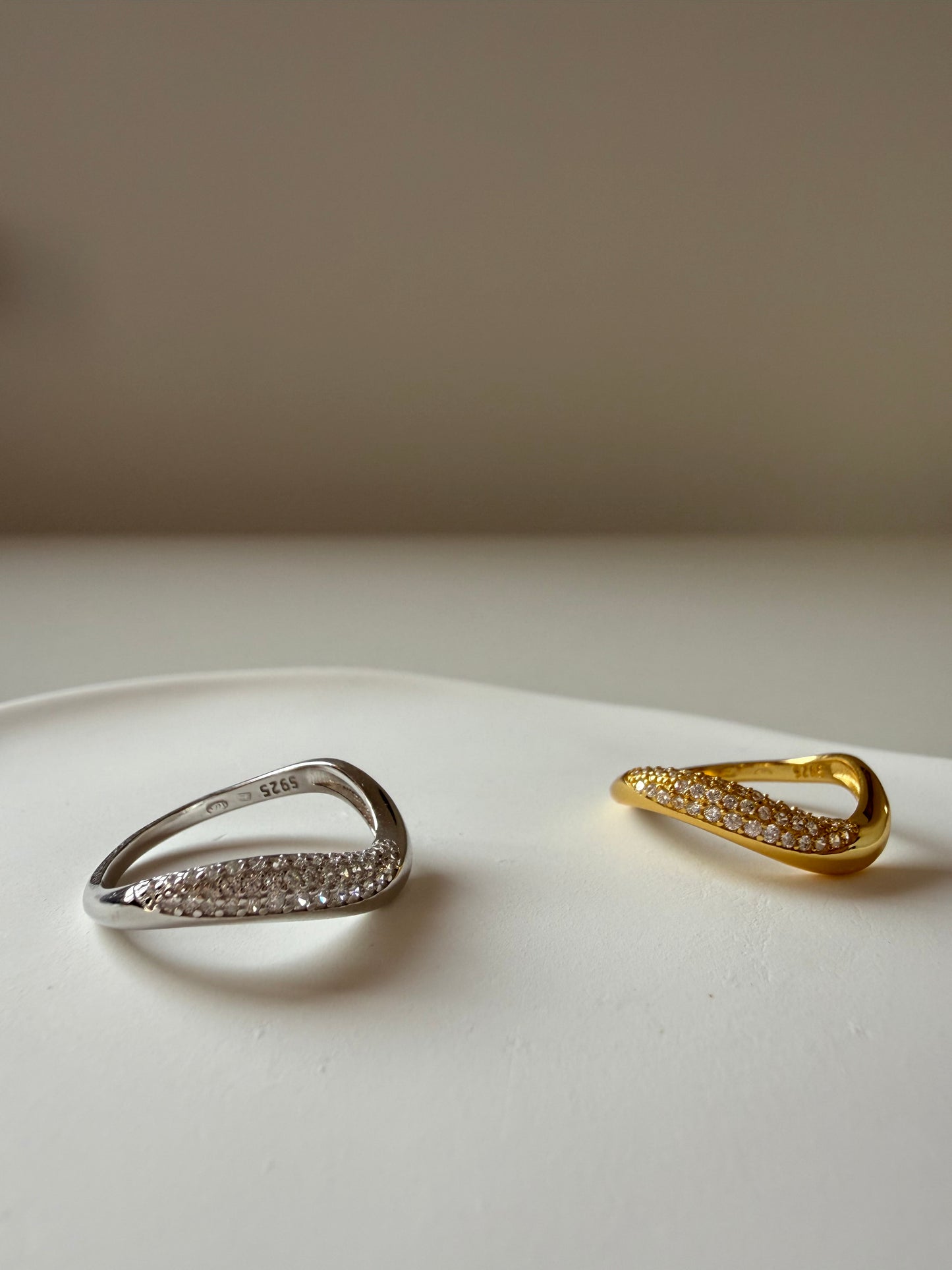 Inel Sparkling Waves din Argint 925