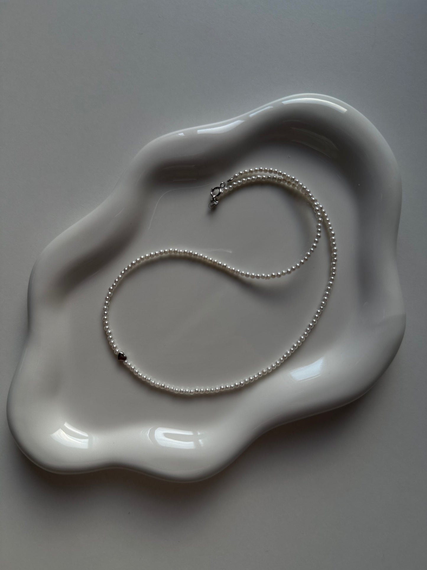 Colier cu perle si pandativ inimioara din Argint 925